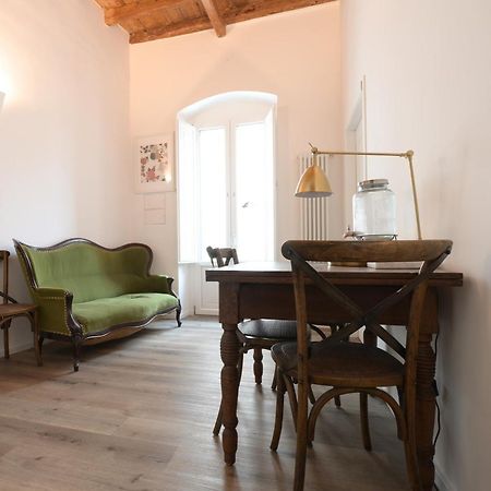 Bari Landlord 8 - Una Finestra Sulla Cattedrale 외부 사진