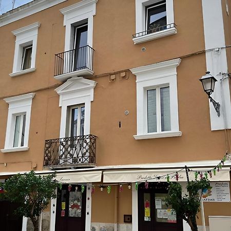 Bari Landlord 8 - Una Finestra Sulla Cattedrale 외부 사진